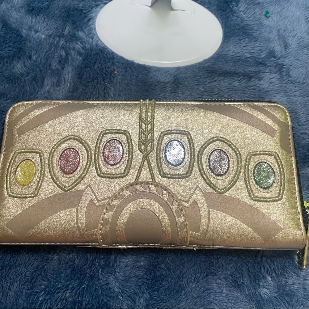 Loungefly x Thanos infinity Barely wallet - Picture 3 of 12
